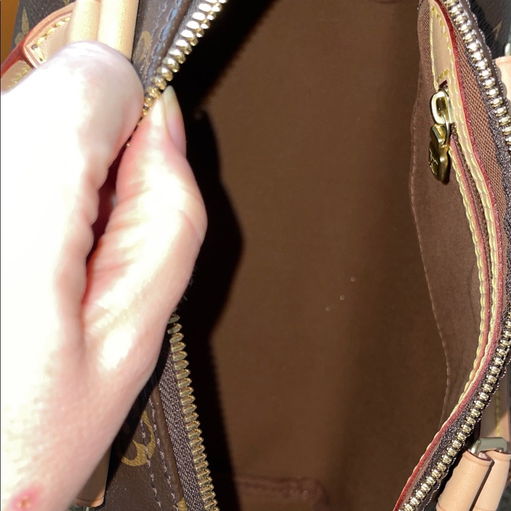 Louis Vuitton Monogram Canvas Speedy 25 Bandoulière with Natural Vachetta Trim - Picture 10 of 15
